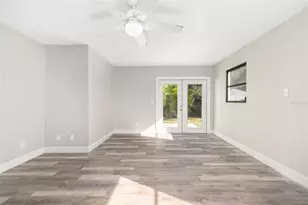 928 Laurel Ave, Venice, FL 34285 - Photo 23