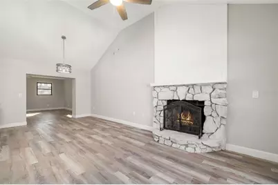 928 Laurel Avenue, Venice, FL 34285 - Photo 11