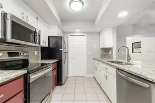 928 Laurel Ave, Venice, FL 34285 - Photo 15