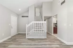 928 Laurel Ave, Venice, FL 34285 - Photo 5