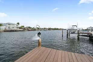 34 Seaside Ct, Holmes Beach, FL 34217 - Photo 5