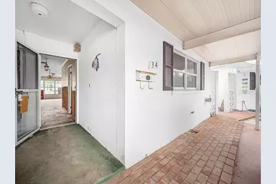 34 Seaside Court, Holmes Beach, FL 34217 - Photo 15