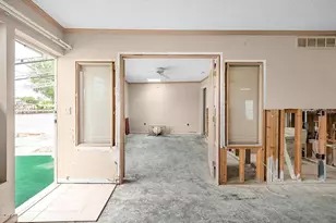 34 Seaside Ct, Holmes Beach, FL 34217 - Photo 21