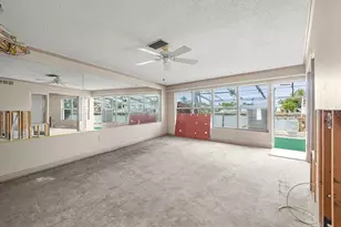 34 Seaside Ct, Holmes Beach, FL 34217 - Photo 19