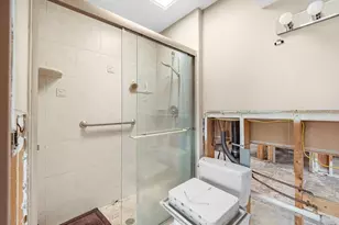 34 Seaside Ct, Holmes Beach, FL 34217 - Photo 29