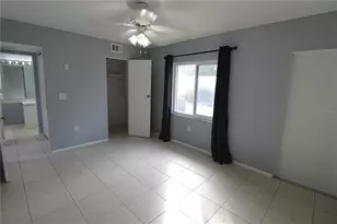 2304 Ringling Blvd, Sarasota, FL 34237 - Photo 9