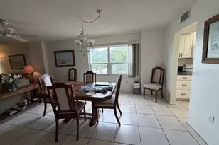 19 Whispering Sands Dr, Sarasota, FL 34242 - Photo 9