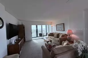 19 Whispering Sands Dr, Sarasota, FL 34242 - Photo 11