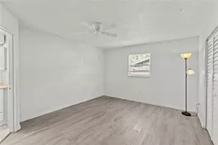 4848 Camphor Ave, Sarasota, FL 34231 - Photo 17