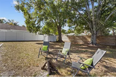 4848 Camphor Avenue, Sarasota, FL 34231 - Photo 9