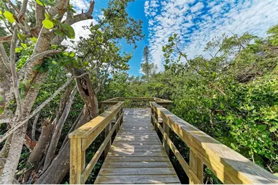 115 Los Cedros Drive, Anna Maria, FL 34216 - Photo 9