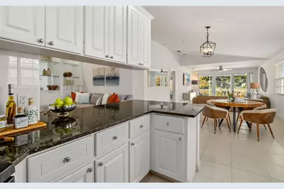 5575 Modena Place, Sarasota, FL 34238 - Photo 17