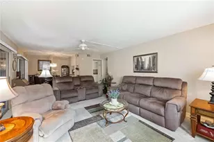 2756 Clubhouse Dr, Sarasota, FL 34232 - Photo 9