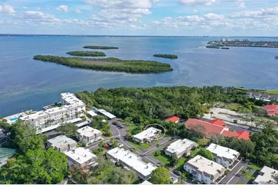 576 Sutton Place, Longboat Key, FL 34228 - Photo 65