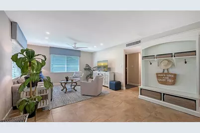 576 Sutton Place, Longboat Key, FL 34228 - Photo 7