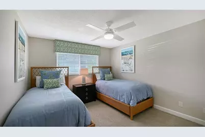 576 Sutton Place, Longboat Key, FL 34228 - Photo 23