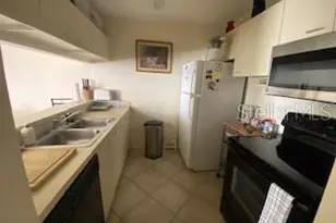 3739 59th Ave W, Bradenton, FL 34210 - Photo 9