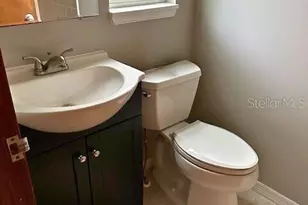 705 Guild Dr, Venice, FL 34285 - Photo 9