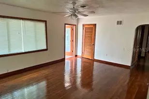 705 Guild Dr, Venice, FL 34285 - Photo 3