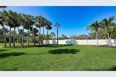 684 Freeling Drive, Sarasota, FL 34242 - Photo 25