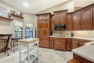 5968 Rachele Dr, Sarasota, FL 34243 - Photo 21