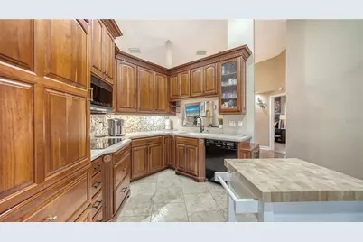 5968 Rachele Drive, Sarasota, FL 34243 - Photo 19