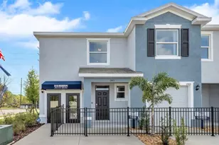 4096 Gold Dust Ln, Sarasota, FL 34243 - Photo 1