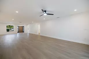 328 Monet Dr, Nokomis, FL 34275 - Photo 15