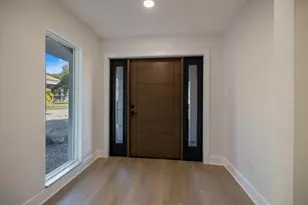 328 Monet Dr, Nokomis, FL 34275 - Photo 3