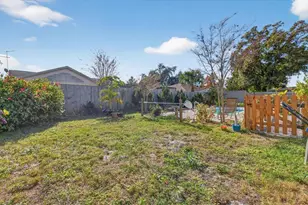 750 Caliente Dr, Brandon, FL 33511 - Photo 61