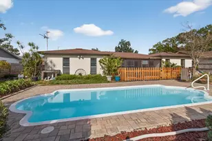 750 Caliente Dr, Brandon, FL 33511 - Photo 57