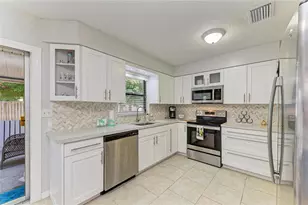 4424 87th St Ct W Street W, Bradenton, FL 34210 - Photo 5