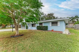 4424 87th St Ct W Street W, Bradenton, FL 34210 - Photo 3