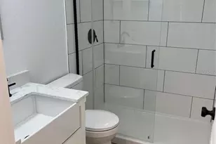 9810 Dorado Ave, Bradenton, FL 34210 - Photo 17