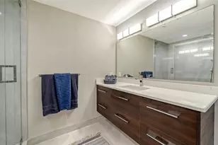 545 Sanctuary Dr, Longboat Key, FL 34228 - Photo 19