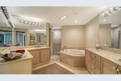 545 Sanctuary Drive #B506, Longboat Key, FL 34228 - Photo 17