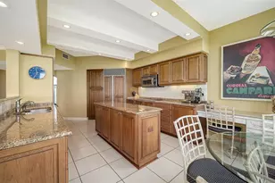 545 Sanctuary Dr, Longboat Key, FL 34228 - Photo 9