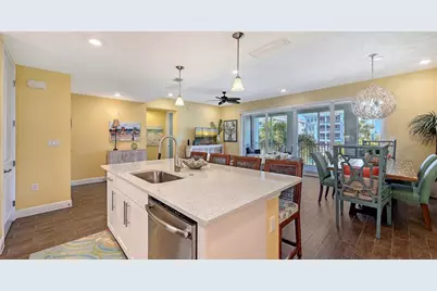 388 Aruba Circle #201, Bradenton, FL 34209 - Photo 21