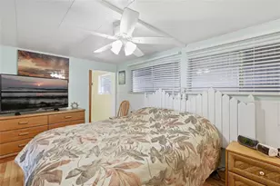 5619 Bayshore Rd, Palmetto, FL 34221 - Photo 13