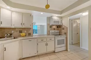 101 S Gulfstream Ave, Sarasota, FL 34236 - Photo 17