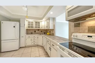 101 S Gulfstream Avenue #5J, Sarasota, FL 34236 - Photo 15