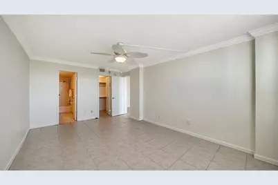 101 S Gulfstream Avenue #5J, Sarasota, FL 34236 - Photo 19