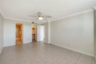 101 S Gulfstream Ave, Sarasota, FL 34236 - Photo 19