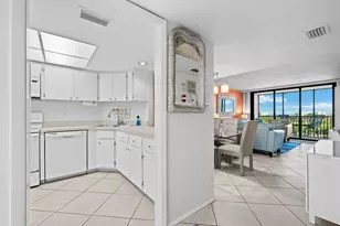 2045 Gulf of Mexico Dr, Longboat Key, FL 34228 - Photo 5