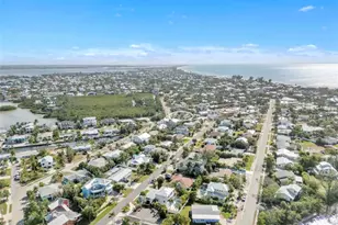 8302 Marina Dr, Holmes Beach, FL 34217 - Photo 39