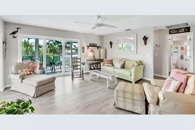 8302 Marina Drive, Holmes Beach, FL 34217 - Photo 11