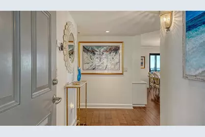 1100 Benjamin Franklin Drive #604, Sarasota, FL 34236 - Photo 3