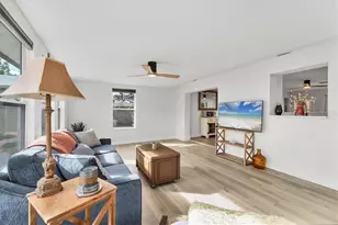 4970 Brookmeade Dr, Sarasota, FL 34232 - Photo 11