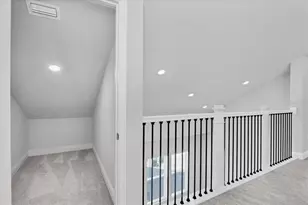 2340 Lindstrom St, Sarasota, FL 34237 - Photo 23