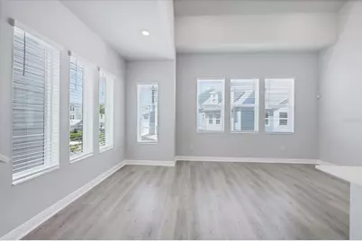 2340 Lindstrom Street, Sarasota, FL 34237 - Photo 5